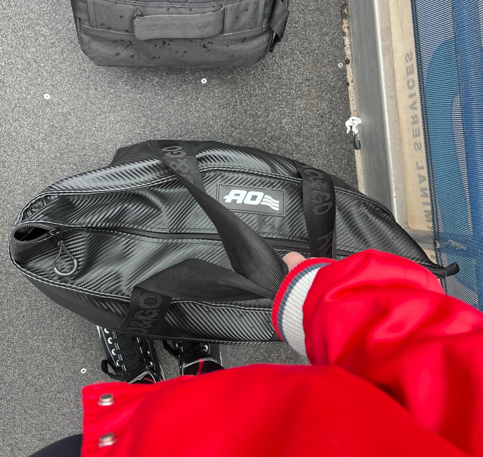 AO Carbon Tote - AO Coolers